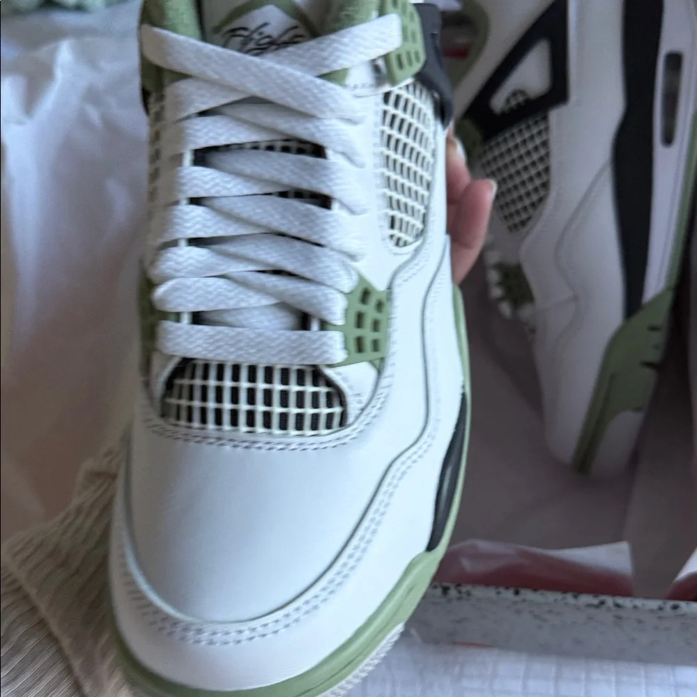 Nike Air Jordan 4 retro